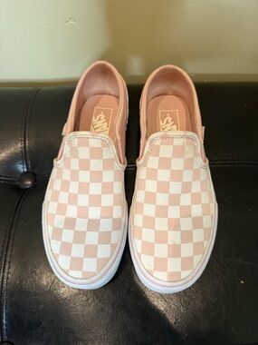 Never worn Vans Slip-On Checkerboard Shoes - Pink & White